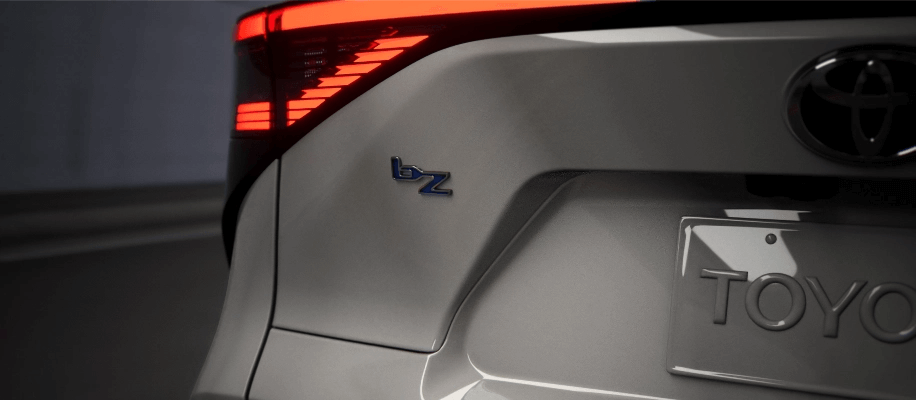 Available Blind Spot Monitor & Safe Exit Assist